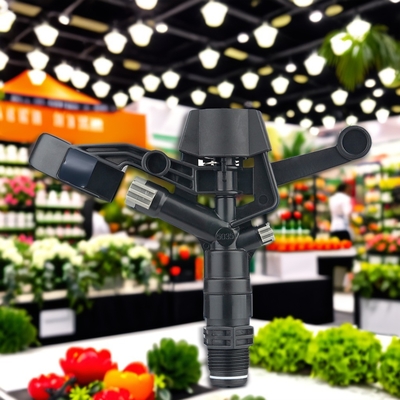 Rotationssprinkler für die Bewässerung von Rasenflächen