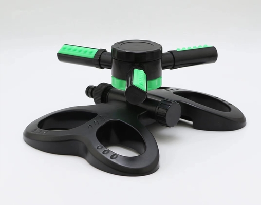 360° verstellbarer automatischer, drehbarer Gartensprinkler mit 3 Armen Bewässerung Bewässerungssprinkler