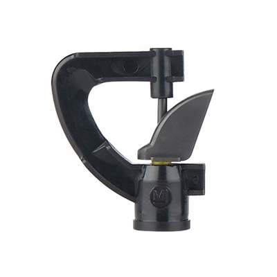 Langlebiger Kunststoff-Rotationsbewässerungssprinkler für modernen Garten