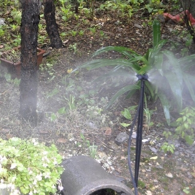 Gartenbewässerungssprinkler mit 0,9-1,0M Sprühradius und technischem Kunststoffmaterial