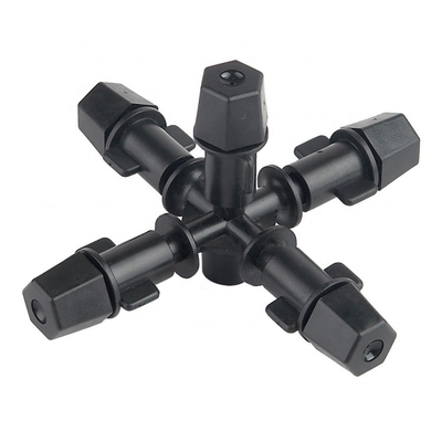 Bild zeigt Multi-Combination Mikrosprinkler für präzise Bewässerung in der Landwirtschaft